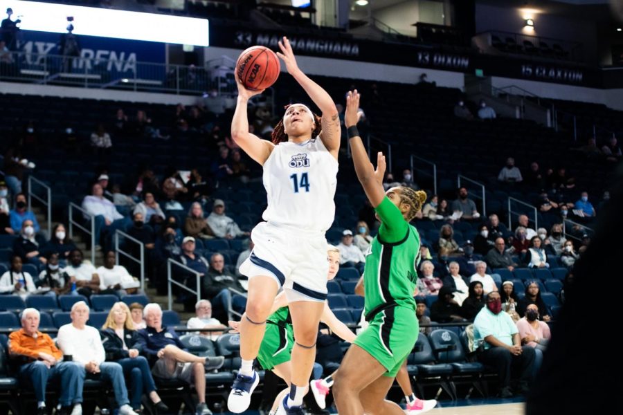 Lady Monarchs Gain New Blood Before Sun Belt Conference