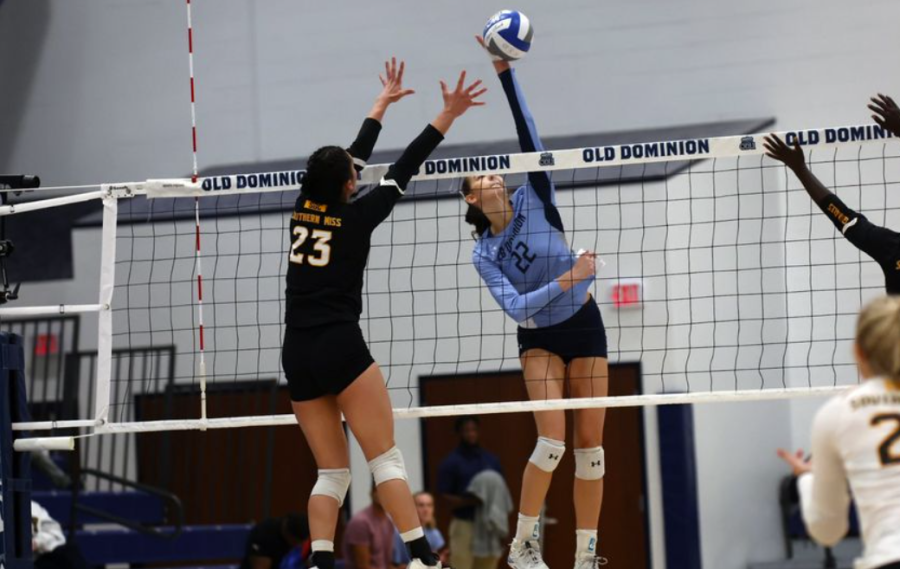 Sophomore+Myah+Conway+goes+up+for+the+spike+attempt+in+Fridays+match+against+Southern+Miss